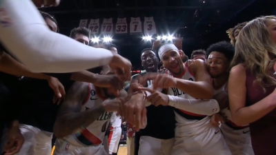 Μπλέιζερς: Απίθανο buzzer beater του Χαρτ - Ξέρανε τους Χιτ στην εκπνοή