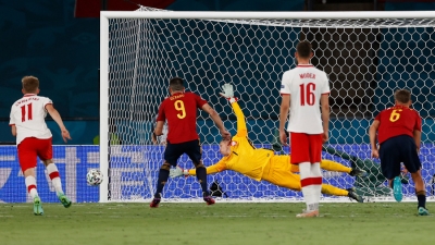 Ισπανία - Πολωνία: Έχασε πέναλτι ο Μορένο - Αστόχησε σε κενή εστία ο Μοράτα! (video)