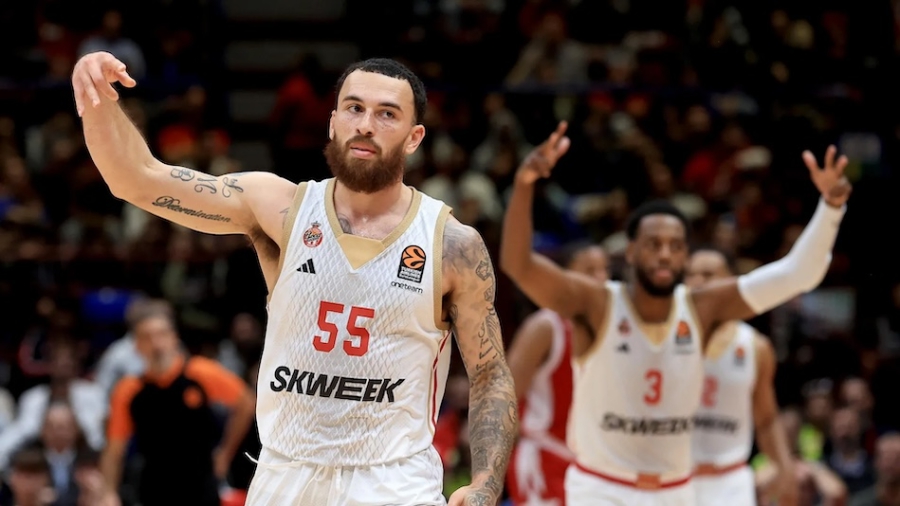 Μάικ Τζέιμς: «Το πρόβλημα στη μέση δε με άφηνε να σηκωθώ όρθιος, το μέλλον είναι λαμπρό, θα επιστρέψουμε»!