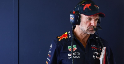 Νιούι: «Πρότυπο οδηγού ο Φερστάπεν»