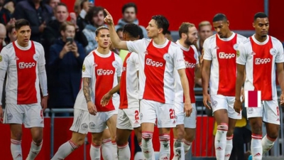 Μπάγερν: Θέλει «πακέτο» δύο παίκτες του Άγιαξ