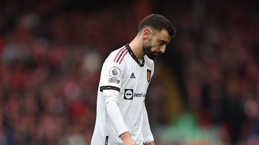 Μπρούνο Φερνάντες: Πιο πολύ «γκρίνιαζε» παρά έπαιζε και αρνήθηκε να γίνει και αλλαγή!