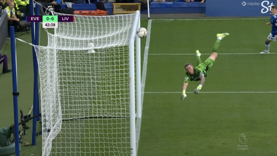 Έβερτον – Λίβερπουλ: Ντίας και Νούνιες σημάδεψαν το δοκάρι στην ίδια φάση! (video)