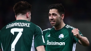 Πράσινο και άκρως... ελληνικό «διπλό» στο Καραϊσκάκης; Ιωαννίδης και Μπακασέτας, ήταν αγέννητοι! (video)