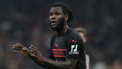 Ρόμα – Μίλαν 0-2: Ευστόχησε στο πέναλτι που κέρδισε ο Ζλάταν ο Κεσί, που βάζει τις βάσεις για τη νίκη! (video)