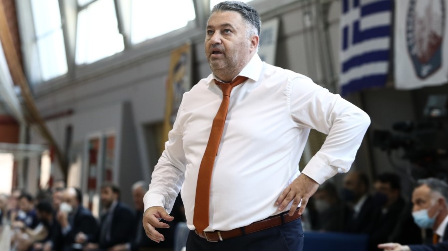 Γιατράς: «Μπέρδεψα τους παίκτες»