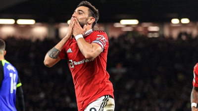 Μάντσεστερ Γιουνάιτεντ - Τότεναμ 2-0: «Κόκκινοι διάβολοι» για... φίλημα και πεντάδα! (video)