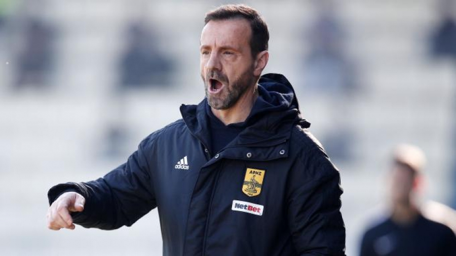 Μάντζιος: «Έχουμε ομάδα με έμπειρους παίκτες, να μην τους απαξιώνουμε»! (video)