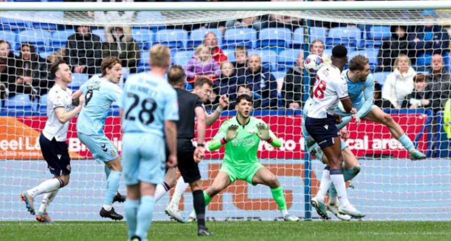 Σημαντική εξόρμηση για την Μπόλτον στο Κέιμπριτζ και η νίκη της… διπλασιάζει!