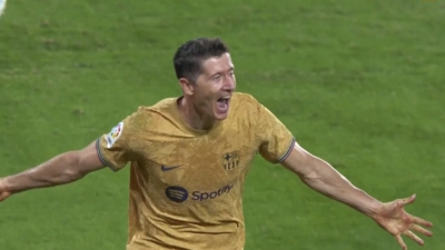 Βαλένθια - Μπαρτσελόνα 0-1: Ποιος άλλος; Ο Λεβαντόφσκι, ο... λυτρωτής! (video)