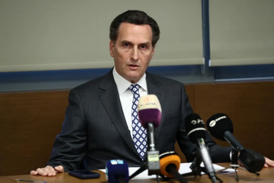 «Προκύπτει άμεση σύγκρουση συμφερόντων - Να αποσαφηνίσει ή να παραιτηθεί!»: Οι αποκαλύψεις Δημητρακόπουλου για τα sms του Λιόλιου σε Έλληνα προπονητή! (video)