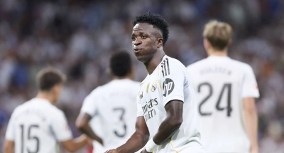 Champions League, play offs: Ο Βίνι «απαντά» στην Μπενφίκα κι η Παρί κρατά το στέμμα!