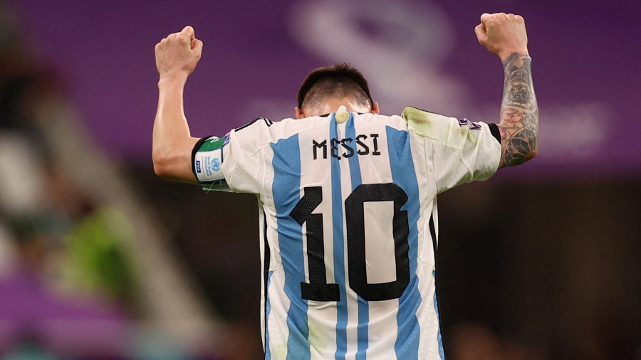 Η φανέλα του Μέσι έγινε χαλάκι σε γαλλικό μπαρ!