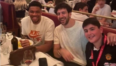 Ο... Giannis, ο Μίτσιτς και ο γιος του Εργκίν Αταμάν: Η φωτογραφία που «ξεσήκωσε» τους οπαδούς του Παναθηναϊκού στο Twitter!