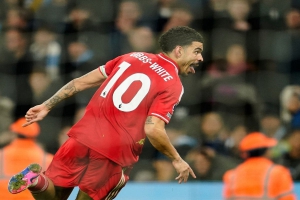 Αύρα Ευρώπης, κυριαρχία παραμονής: «Ντόρτια» η Φόρεστ, χατ - τρικ ο Γκιμπς - Γουάιτ, στο καναβάτσο της αντίστροφης μέτρησης η Μπέρνλι!