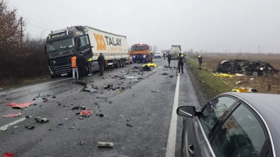 Τραγωδία: Πολύνεκρο τροχαίο με Έλληνες οπαδούς στη Ρουμανία που ταξίδευαν στη Γαλλία! (video)