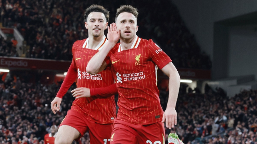Βήμα προς το πρωτάθλημα, η Λίβερπουλ κέρδισε δύσκολα την Έβερτον, γιατί έτσι είναι τα… ντέρμπι!