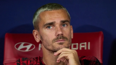 Μπαρτσελόνα: Ρίχνει τις απαιτήσεις της και... επιτρέπει στην Ατλέτικο να αγοράσει τον Γκριεζμάν