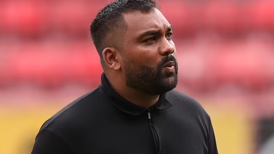 Σέφιλντ Γιουνάιτεντ: Ο προπονητής της γυναικείας ομάδας αντιμέτωπος με κατηγορίες για κακοποίηση!