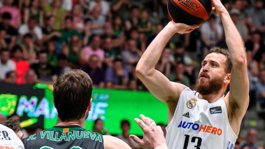 «Κλείνει» θέση στους τελικούς η Ρεάλ στο 2.45 από τη Novibet