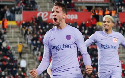 La Liga: Λουκ Ντε Γιόνγκ νίκης για την ταλαιπωρημένη Μπαρτσελόνα - Έδειξε τη κλάση του στη Ρεάλ Μπέτις ο Άσπας  – Δεν πέρασε ούτε από την έδρα της Αλαβές η Ρεάλ Σοσιεδάδ!