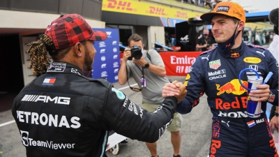 Φερστάπεν vs Χάμιλτον: Για 6η φορά φέτος άλλαξε χέρια η κορυφή της βαθμολογίας