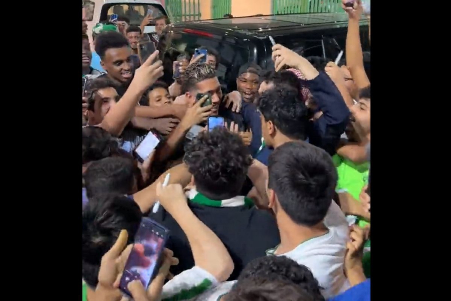 «Χαμός» για μία φωτογραφία με τον Φιρμίνιο στην Σαουδική Αραβία