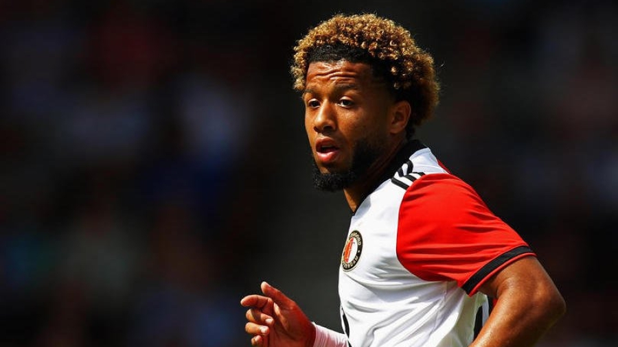 Η απόλυτη συγκίνηση: Όταν οι οπαδοί της Φέγενορντ συμπαραστάθηκαν στον Βιλένα για τον χαμό της μητέρας του (video)