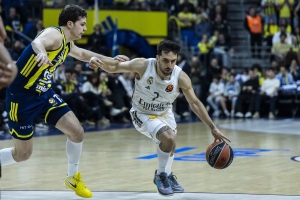 Βασίλισσα... σουλτάνα στην Πόλη: Διπλό «άλωσης» για Ρεάλ με 74-69 - Κατηφόρα διαρκείας η Φενερμπαχτσέ!