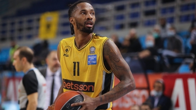 Υπόθεση Ανγκόλα: Παίζουν την κολοκυθιά για την υγεία του παίκτη