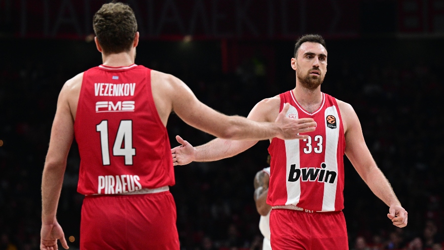 Euroleague: Στην καλύτερη πεντάδα Βεζένκοφ και Μιλουτίνοφ (pic)