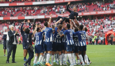 Το σήκωσε μέσα στο σπίτι της Μπενφίκα η Πόρτο (video)