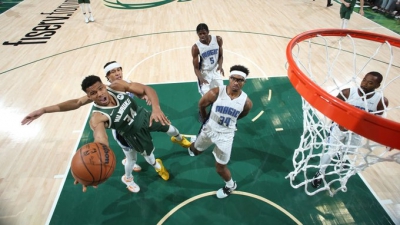 Μπακς - Μάτζικ 123-92: Ιστορικό ρεκόρ με +41 στο ημίχρονο για την ομάδα του Γιάννη! (video)