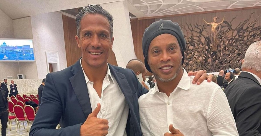 Μπρούνο Άλβες και Ροναλντίνιο μαζί στο Βατικανό!