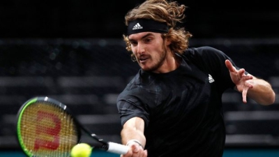 «Λύγισε» ο Τσιτσιπάς κόντρα στον Ρουν και... αντίο στον τίτλο της Στοκχόλμης (video)