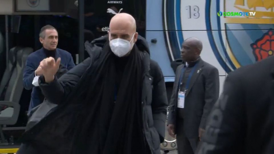 Μάντσεστερ Σίτι – Ατλέτικο Μαδρίτης: Αποθέωση για τον Γκουαρδιόλα κατά την άφιξη (video)