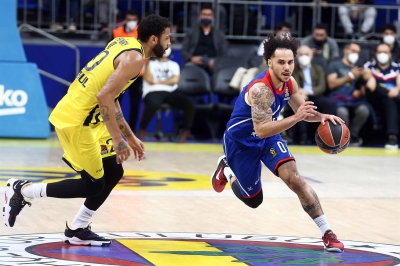 Euroleague Day 12: Στο ρελαντί η Ρεάλ, στο φινάλε η ΤΣΣΚΑ, αφεντικό στην Τουρκία η Εφές, έβρεξε τρίποντα στο Βερολίνο