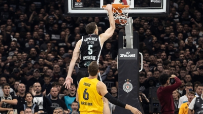 EuroLeague Round 3: Συνεχίζει αήττητη με «καυτό» Λαπροβίτολα η Μπαρτσελόνα  - Έσπασαν το... ρόδι οι Τούρκοι (video)