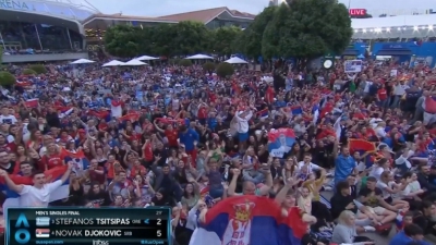 Τσιτσιπάς - Τζόκοβιτς: Τρέλα για τον Νόλε έξω από τη Rod Laver Arena! (video)
