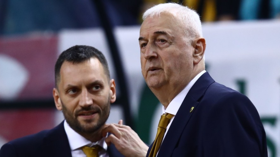 «Νεύρα» μετά το ΠΑΟΚ – ΑΕΚ: Ο Σάκοτα αρνήθηκε να κάνει δηλώσεις μετά τη λήξη της αναμέτρησης!