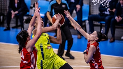 USK Πράγας – Ολυμπιακός 95-63: Κολλημένες στο… μηδέν οι «ερυθρόλευκες»! (video)