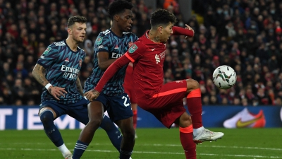 Λίβερπουλ - Άρσεναλ 0-0: «Πάλεψαν» με δέκα οι… κανονιέρηδες και όλα θα κριθούν στο Έμιρεϊτς! (video)