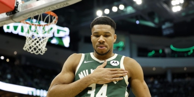 Αντετοκούνμπο: «Αν κοιτάξω τα social media, με κάνουν και νιώθω σαν να είμαι σκουπίδι»