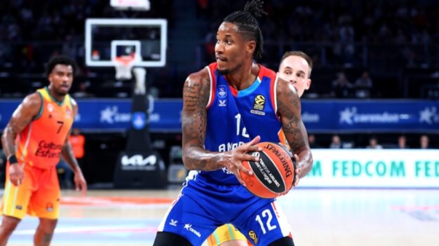 Ξέσπασε ο Κλάιμπερν: «Κανένας δεν κερδίζει όταν η οικογένεια τσακώνεται»