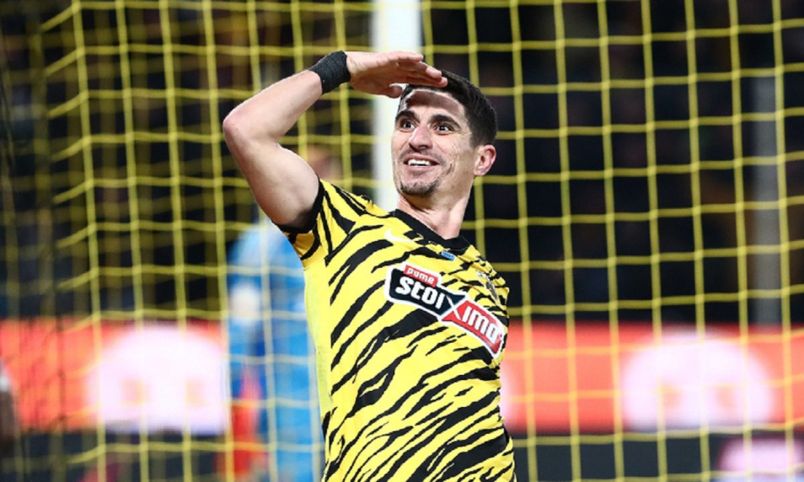 Μάνταλος: «Από τις ωραιότερες στιγμές της ζωής μου όταν υπέγραψα στην ΑΕΚ το 2014» (video)