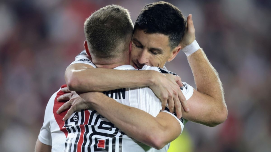 Μπάνφιλντ - Ρίβερ Πλέιτ: Σκοράρουν και «διπλασιάζουν» στο pamestoixima.gr