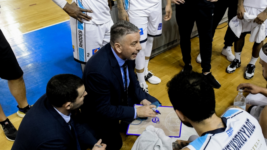 Παπαθεοδώρου: «Συγχαρητήρια στους παίκτες μου»