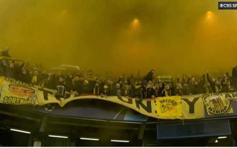 Champions League: Κιτρίνισε το Στάμφορντ Μπριτζ από τους οπαδούς της Ντόρτμουντ! (video)