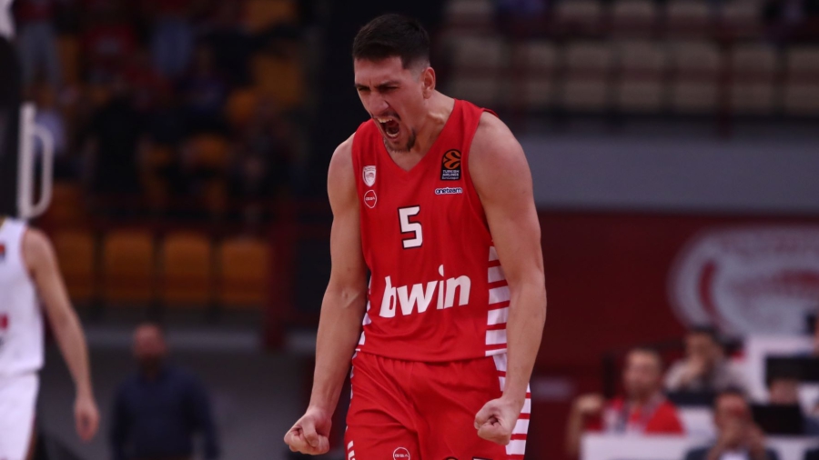 Πλήρης ο Ολυμπιακός, μέσα και ο Λαρεντζάκης κόντρα στη Βαλένθια