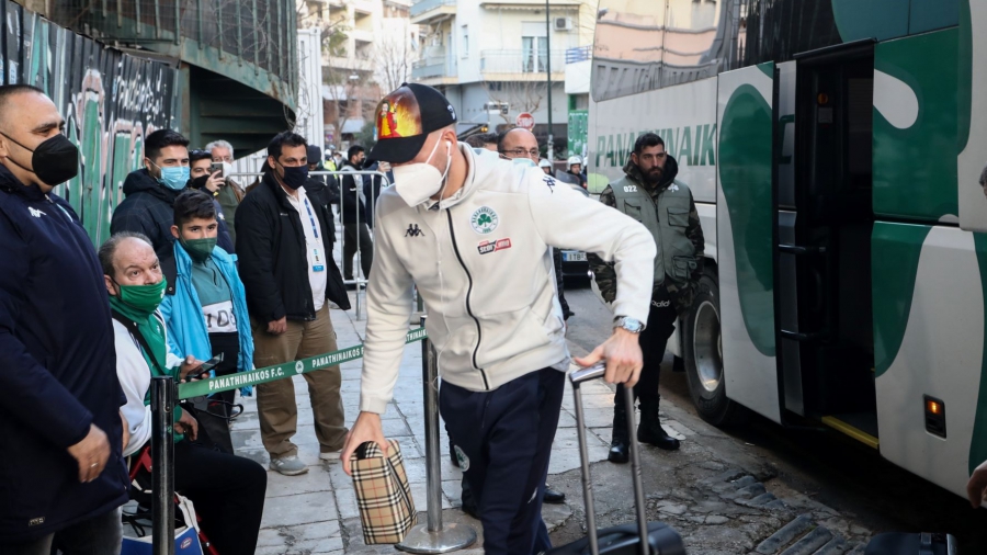 Η άφιξη των δύο ομάδων στο Απόστολος Νικολαΐδης! (video)